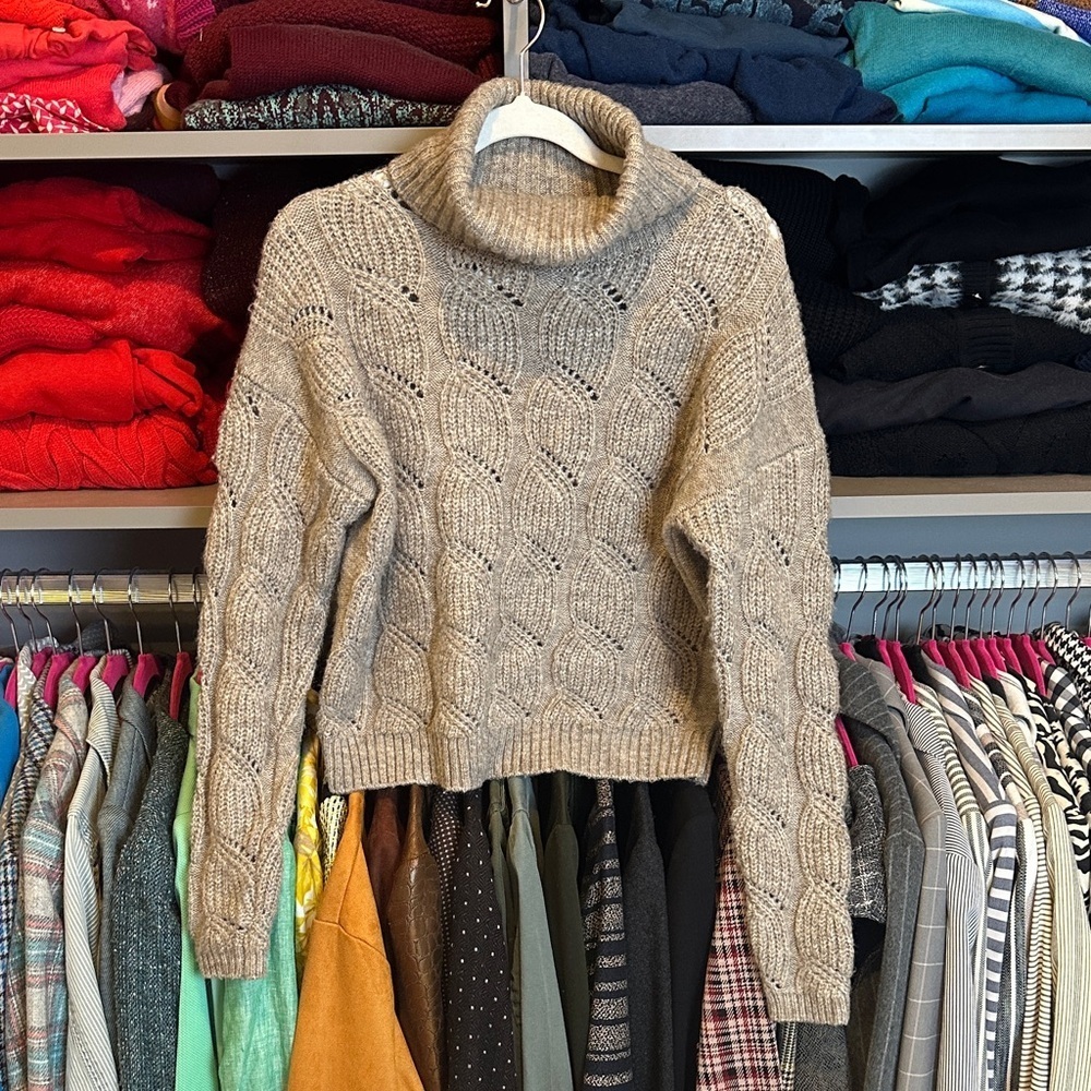 Pink Rose grayish taupe long sleeve turtleneck sweater size XS